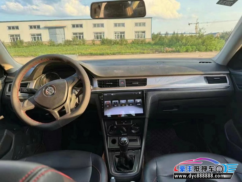 18年大众宝来轿车抵押车出售