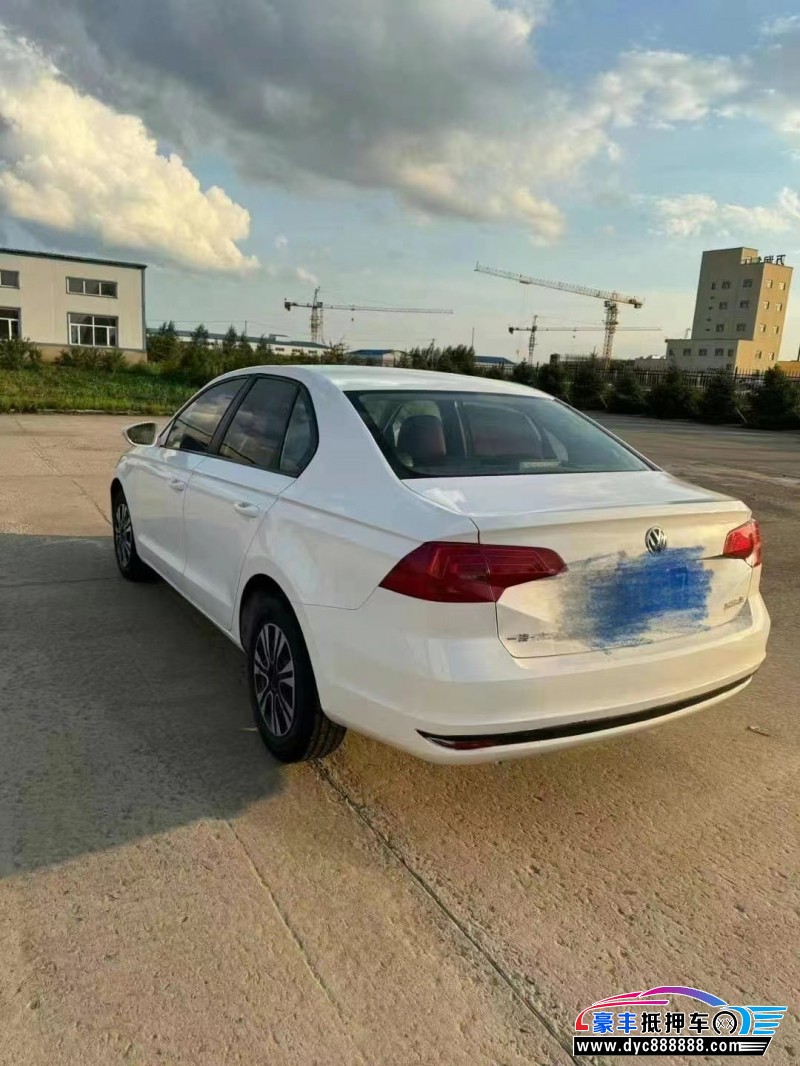 18年大众宝来轿车抵押车出售