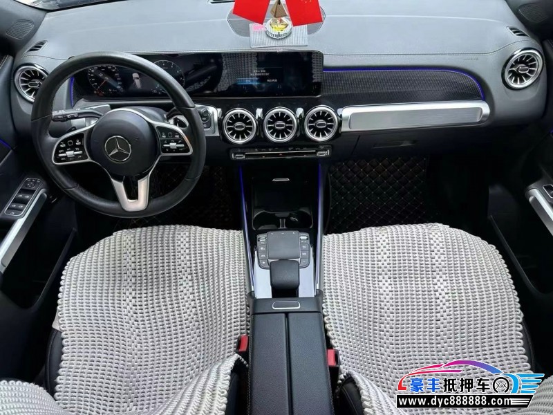 21年奔驰GLB轿车抵押车出售