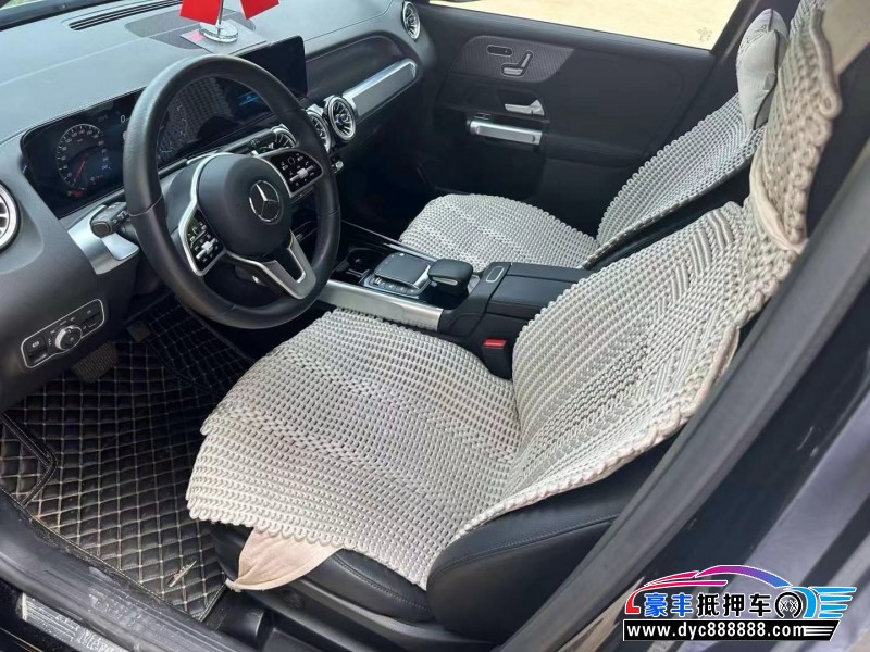 21年奔驰GLB轿车抵押车出售