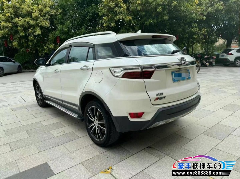 17年江铃驭胜轿车抵押车出售