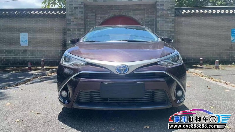 17年丰田雷凌轿车抵押车出售