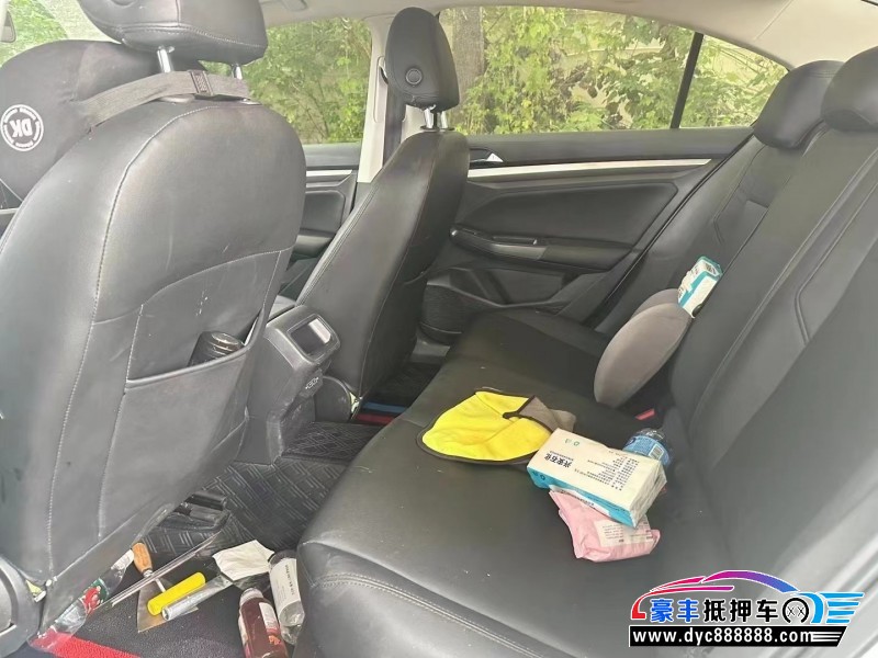 21年大众宝来轿车抵押车出售