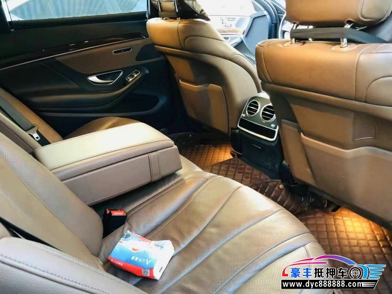 19年奔驰S轿车抵押车出售