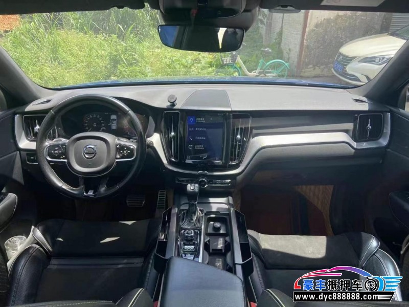 18年沃尔沃XC60轿车抵押车出售