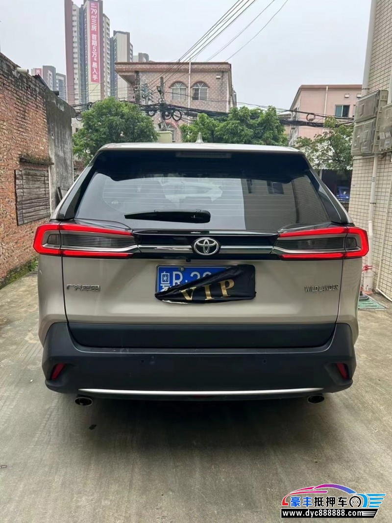 21年丰田威兰达轿车抵押车出售