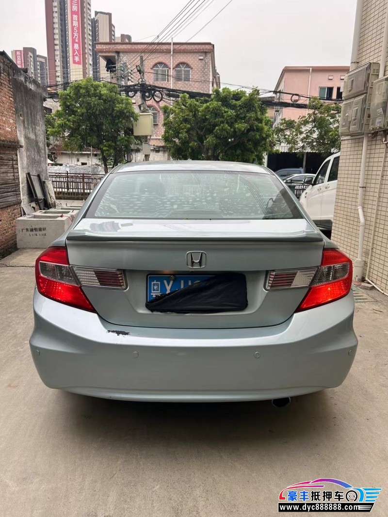 12年本田思域轿车抵押车出售