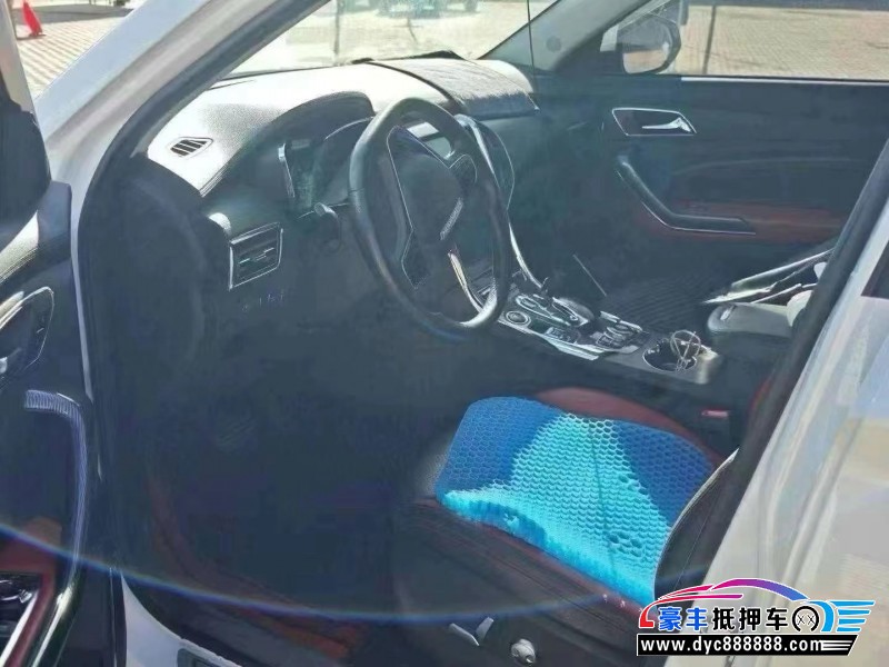 19年猎豹汽车CS9轿车抵押车出售