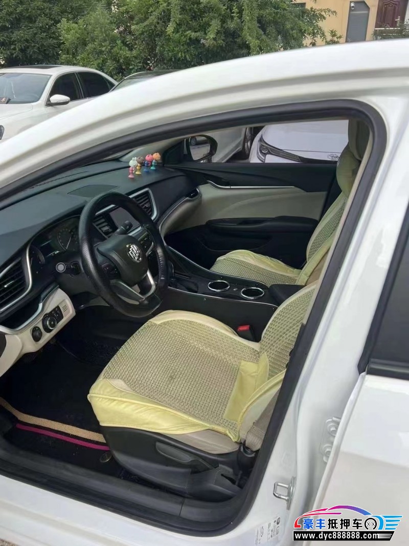 20年别克英朗轿车抵押车出售