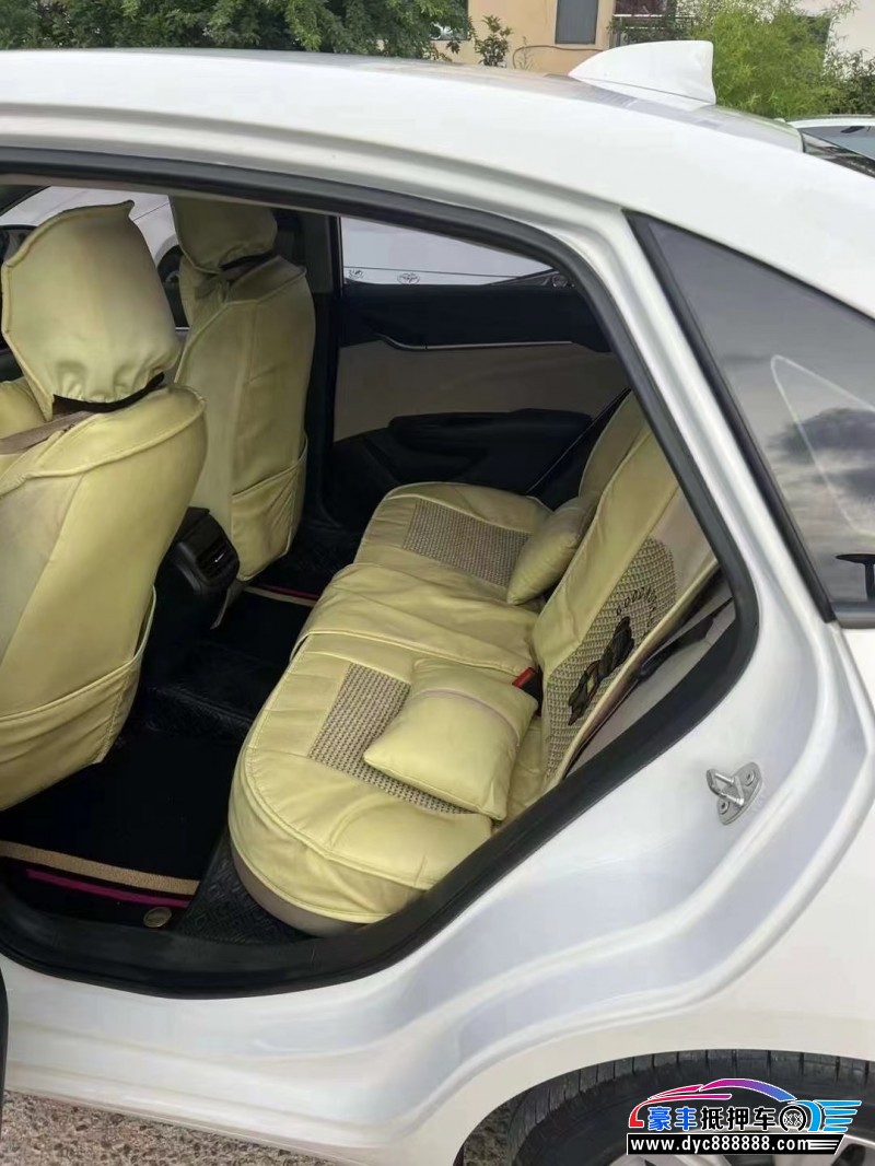 20年别克英朗轿车抵押车出售