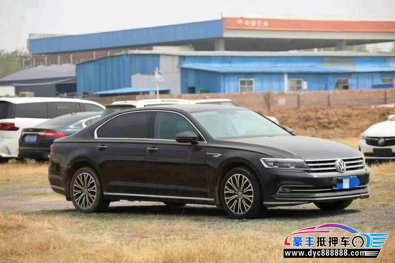 22年大众辉昂轿车抵押车出售