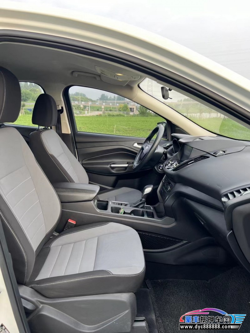 17年福特翼虎轿车抵押车出售