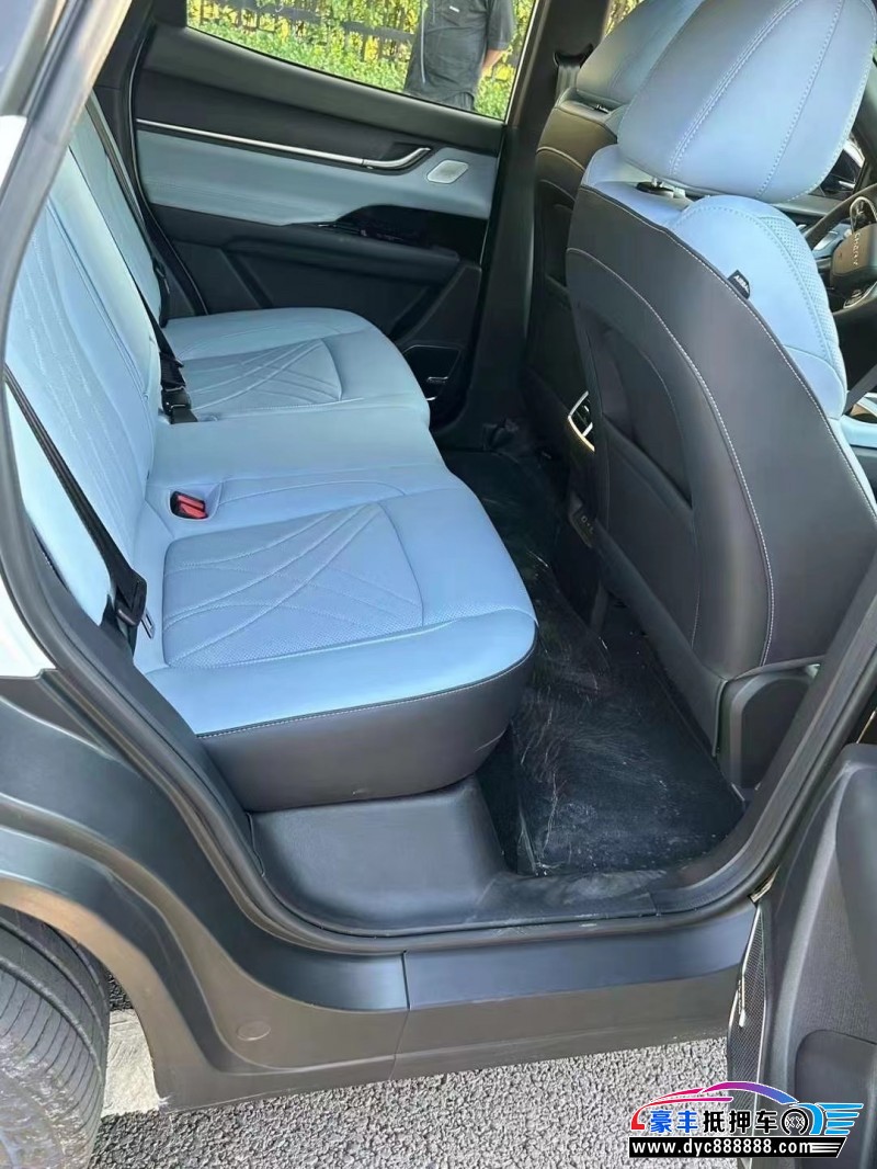 24年奇瑞舒享家轿车抵押车出售