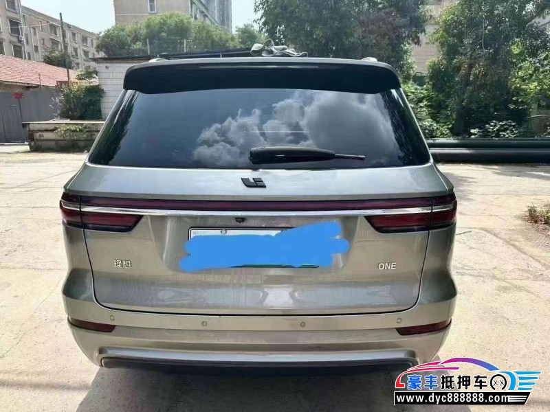 20年理想ONE轿车抵押车出售