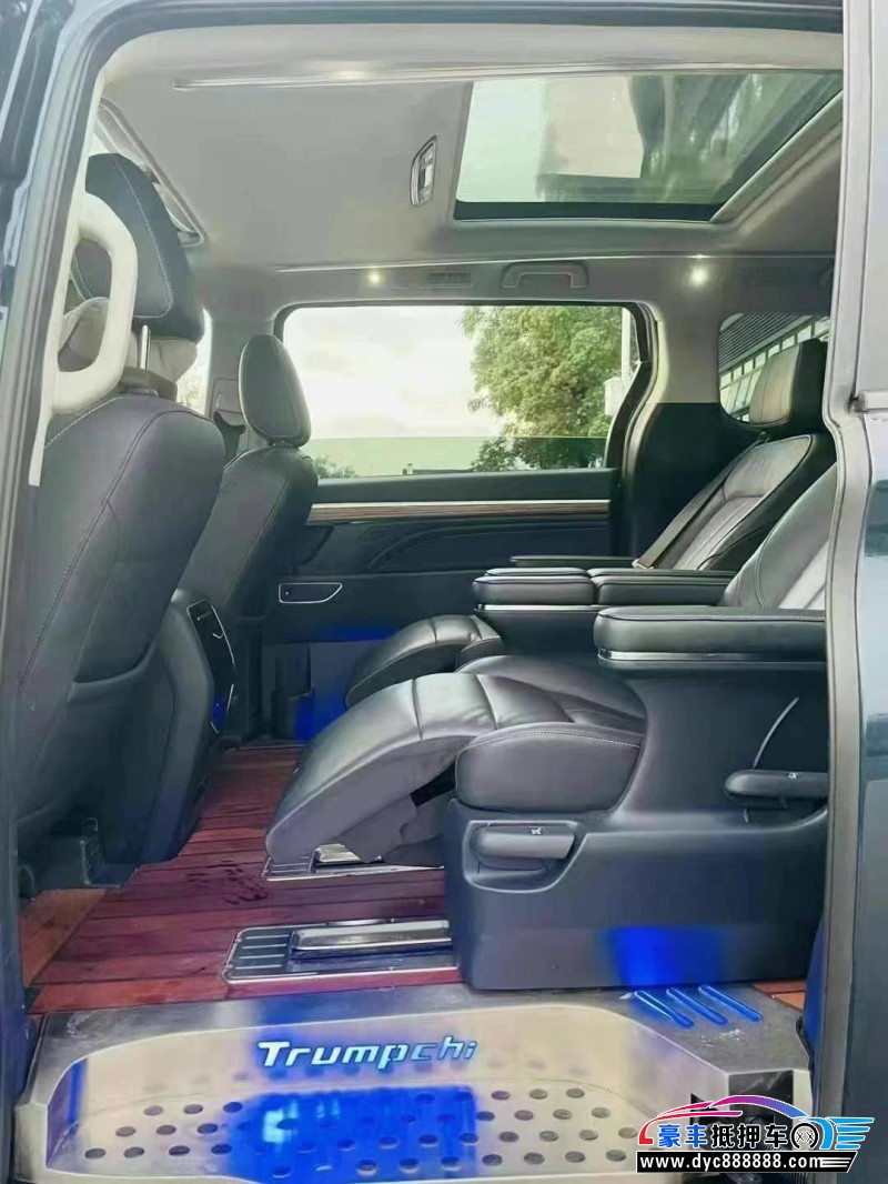 22年传祺M8轿车抵押车出售