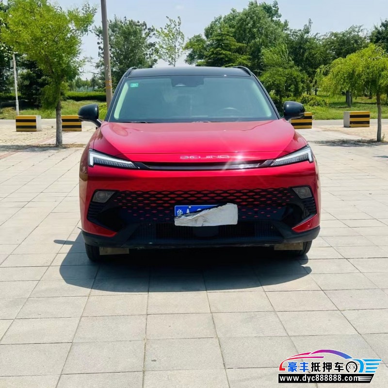 22年北汽制造魔方轿车抵押车出售