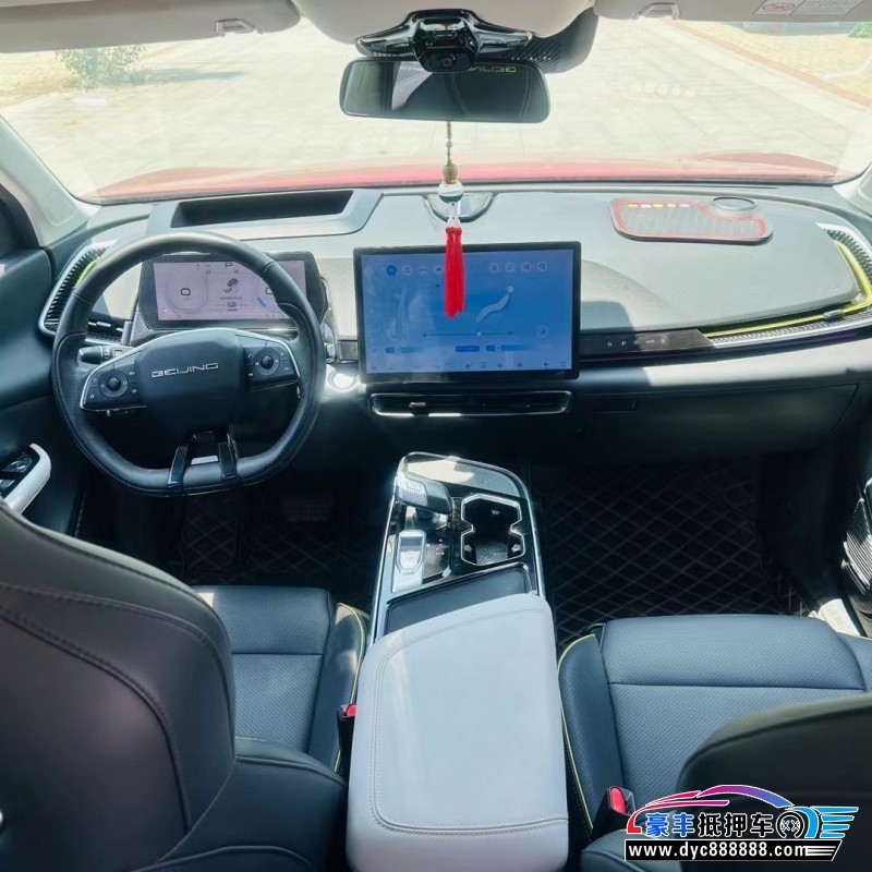 22年北汽制造魔方轿车抵押车出售