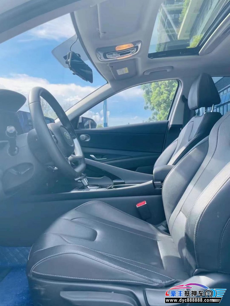 23年现代伊兰特轿车抵押车出售