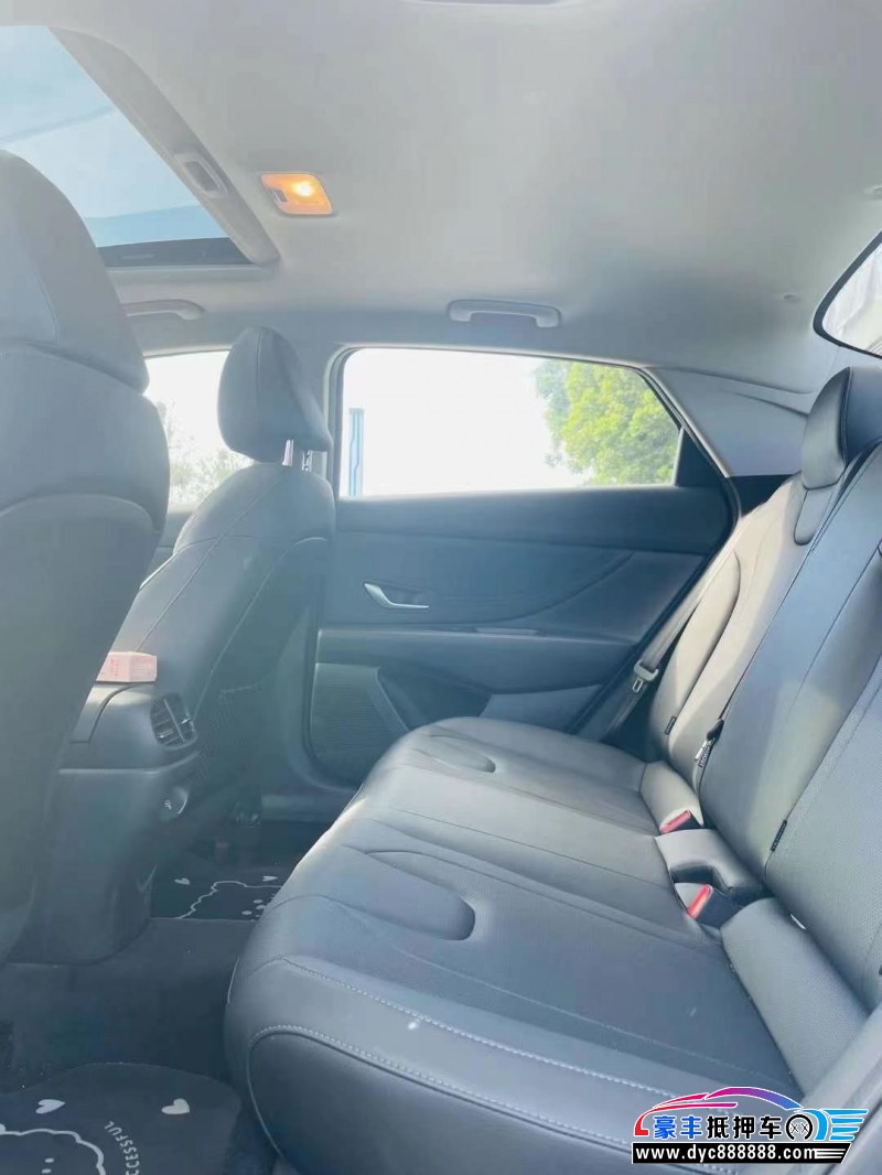 24年现代伊兰特轿车抵押车出售