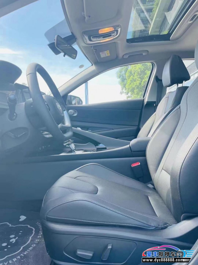 24年现代伊兰特轿车抵押车出售