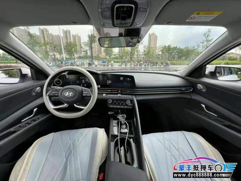 23年现代伊兰特轿车抵押车出售