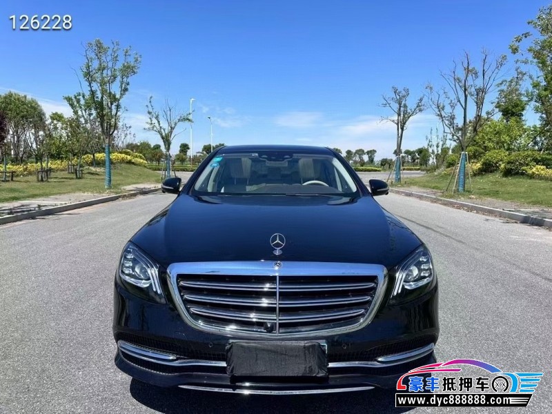 19年奔驰S轿车抵押车出售
