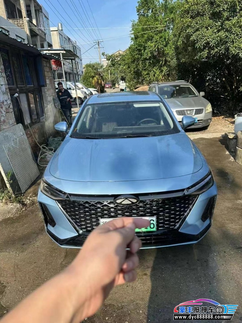 24年奇瑞风云轿车抵押车出售