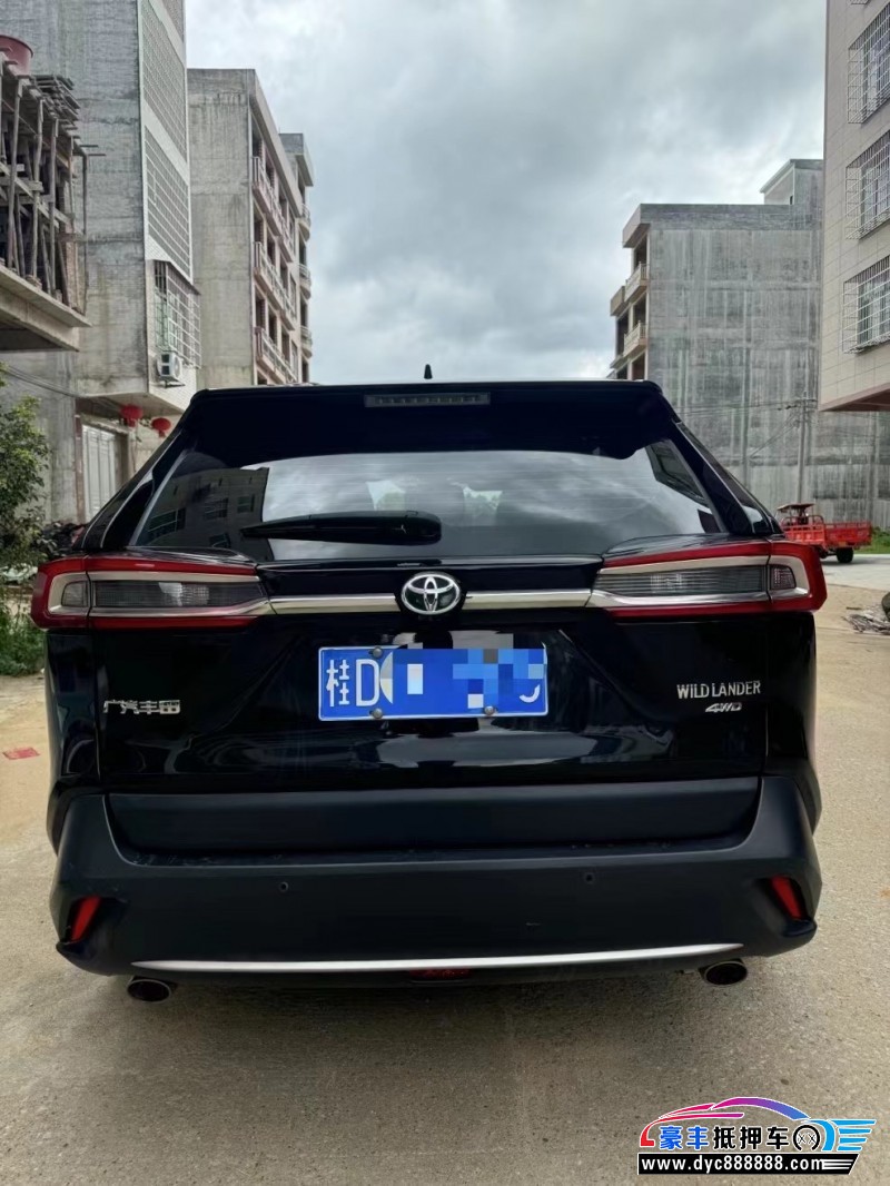 20年丰田威兰达轿车抵押车出售