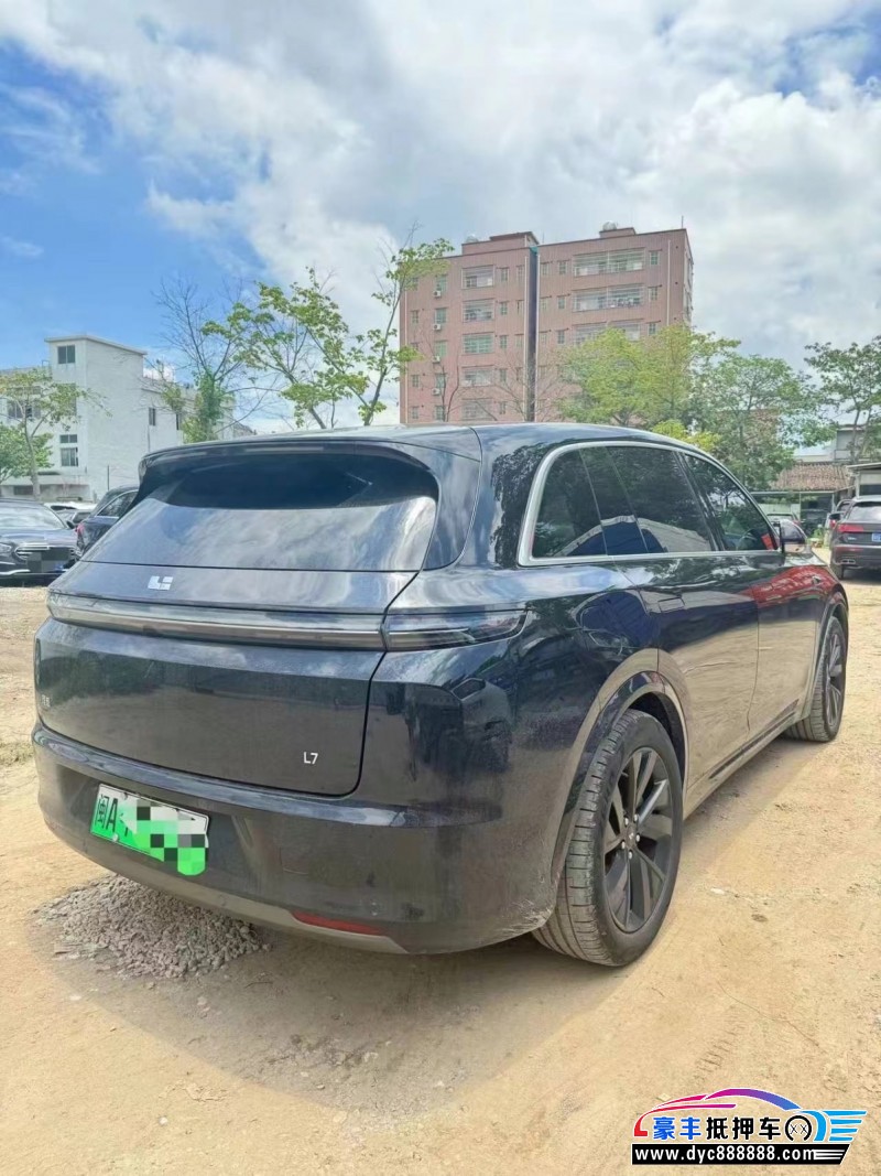 23年理想L7轿车抵押车出售