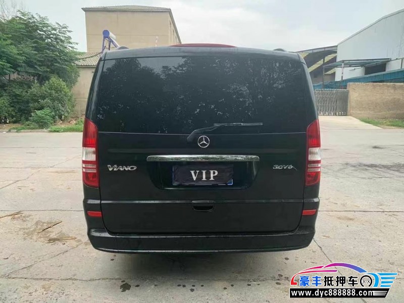 13年奔驰唯雅诺MPV抵押车出售