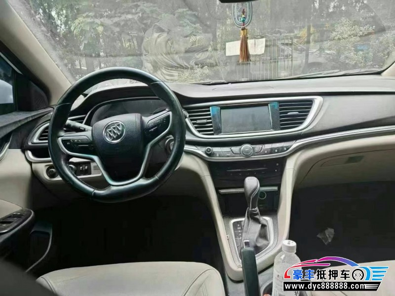 20年别克英朗轿车抵押车出售