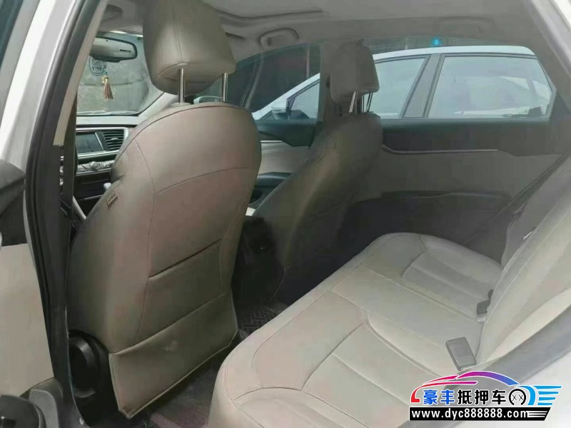 20年别克英朗轿车抵押车出售