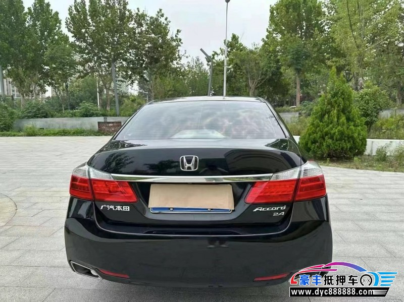 16年本田雅阁轿车抵押车出售