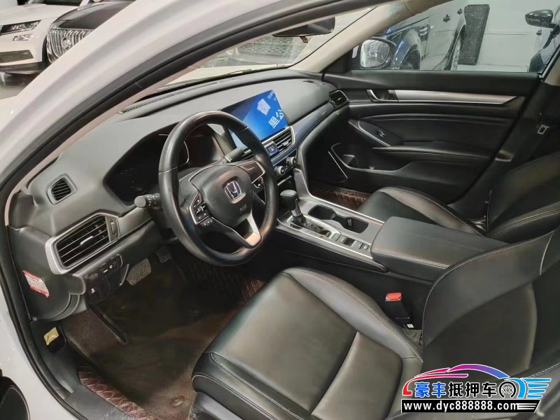 23年本田雅阁轿车抵押车出售