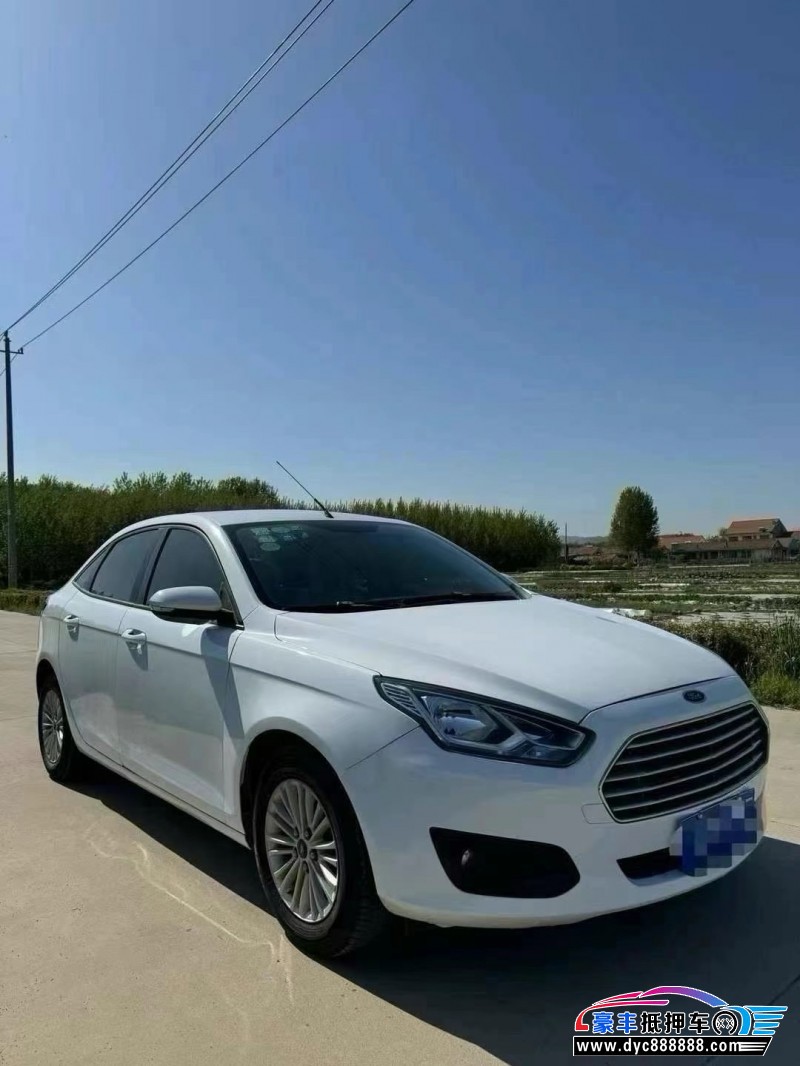 15年福特福睿斯轿车抵押车出售