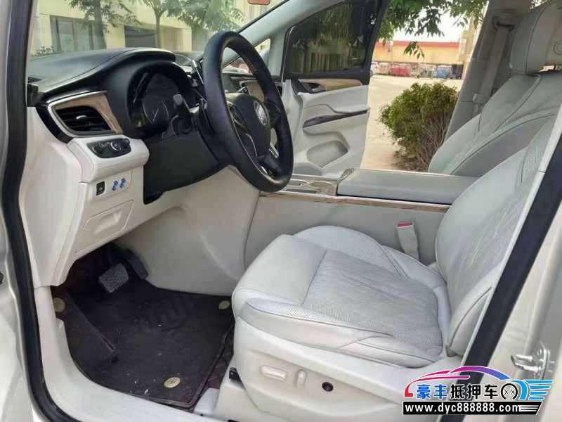 20年别克GL8MPV抵押车出售