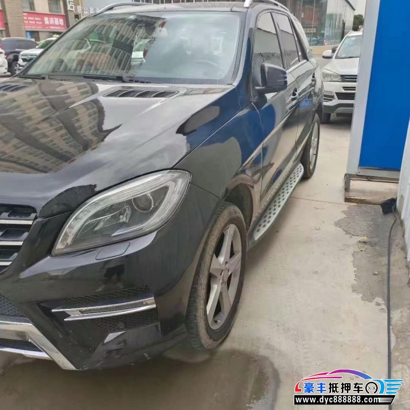 14年奔驰ML轿车抵押车出售