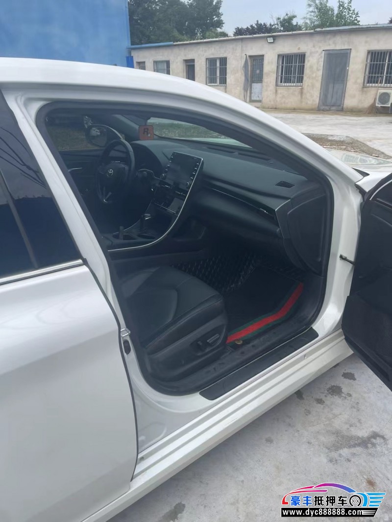 21年丰田亚洲龙轿车抵押车出售