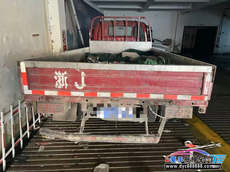 21年福田平板轿车抵押车出售