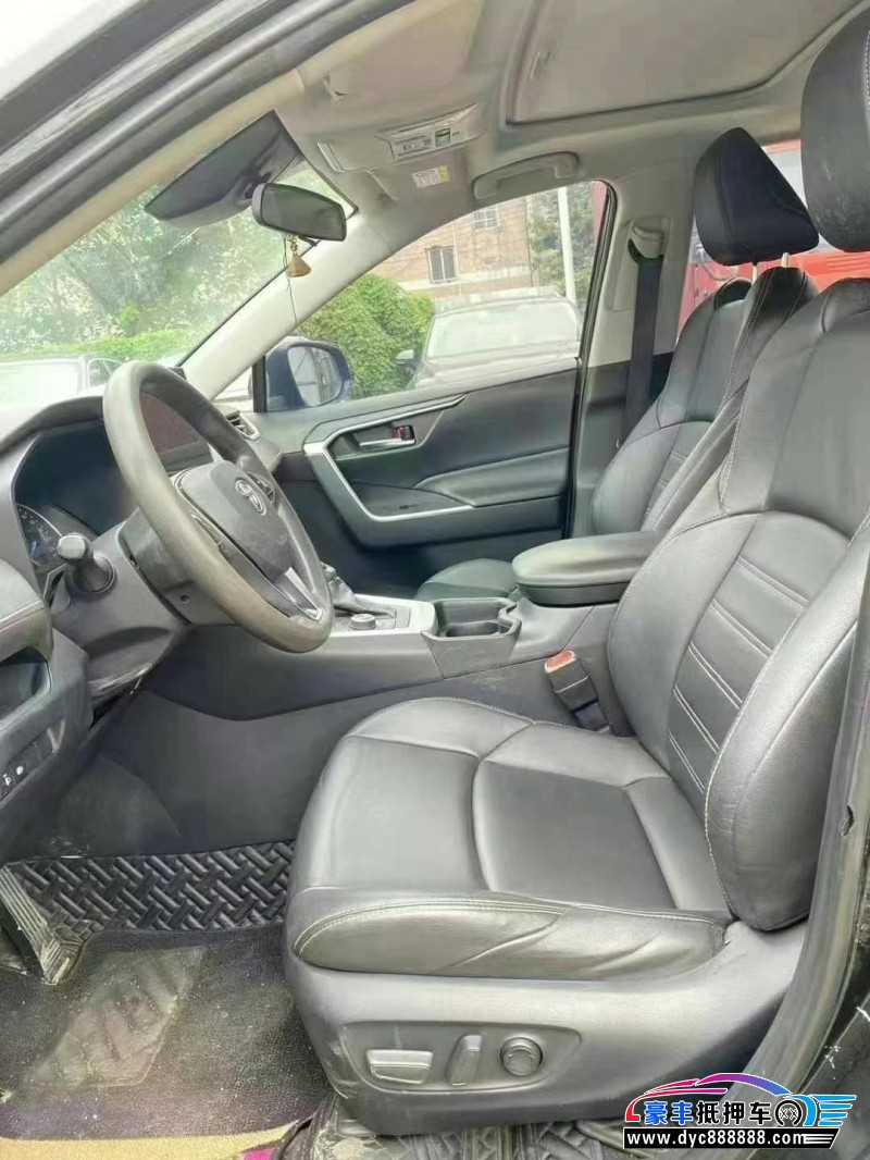 20年丰田威兰达轿车抵押车出售