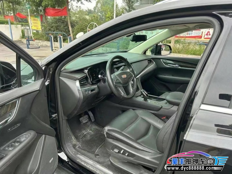 18年凯迪拉克XT5轿车抵押车出售