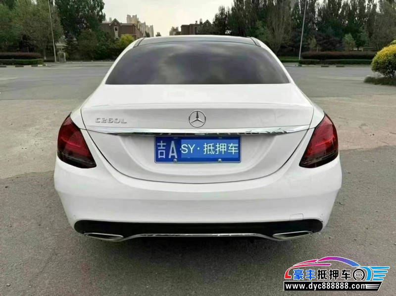 20年奔驰C轿车抵押车出售