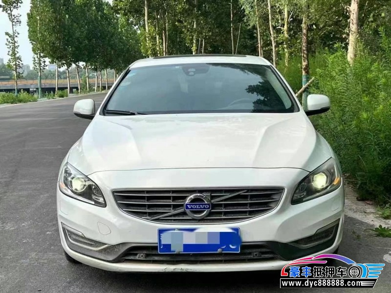 14年沃尔沃S60轿车抵押车出售