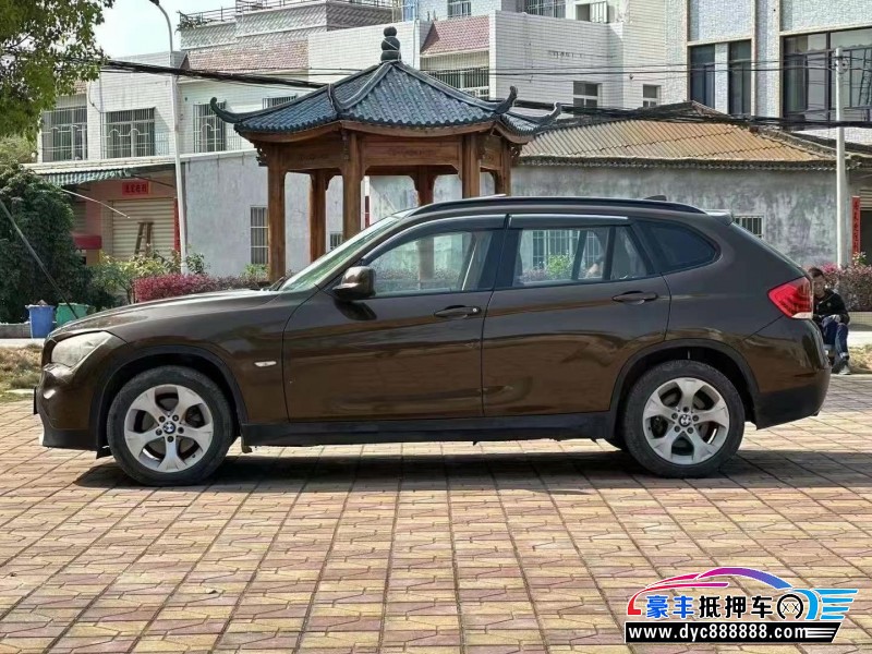 11年宝马X1轿车抵押车出售