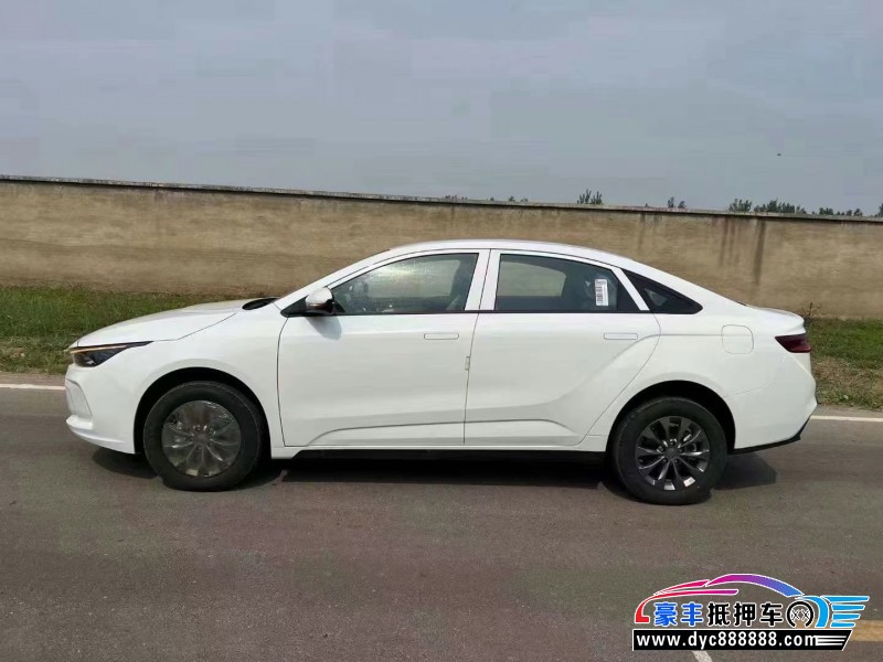 24年吉利几何轿车抵押车出售