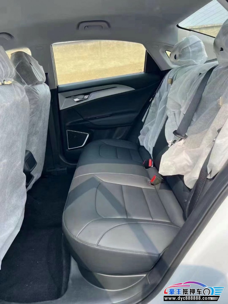 24年吉利几何轿车抵押车出售