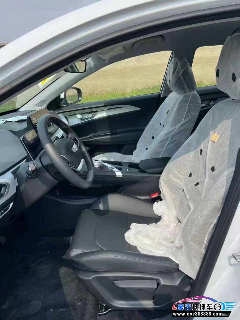 24年吉利几何轿车抵押车出售