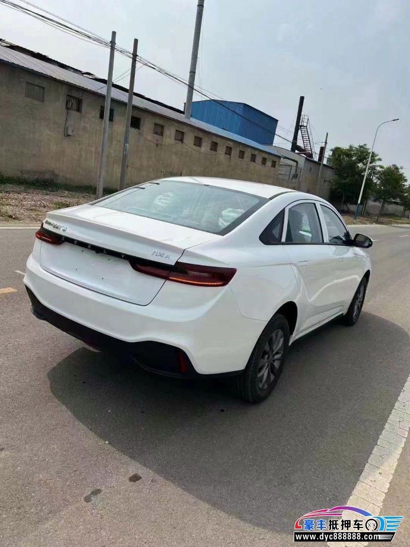 24年吉利几何轿车抵押车出售