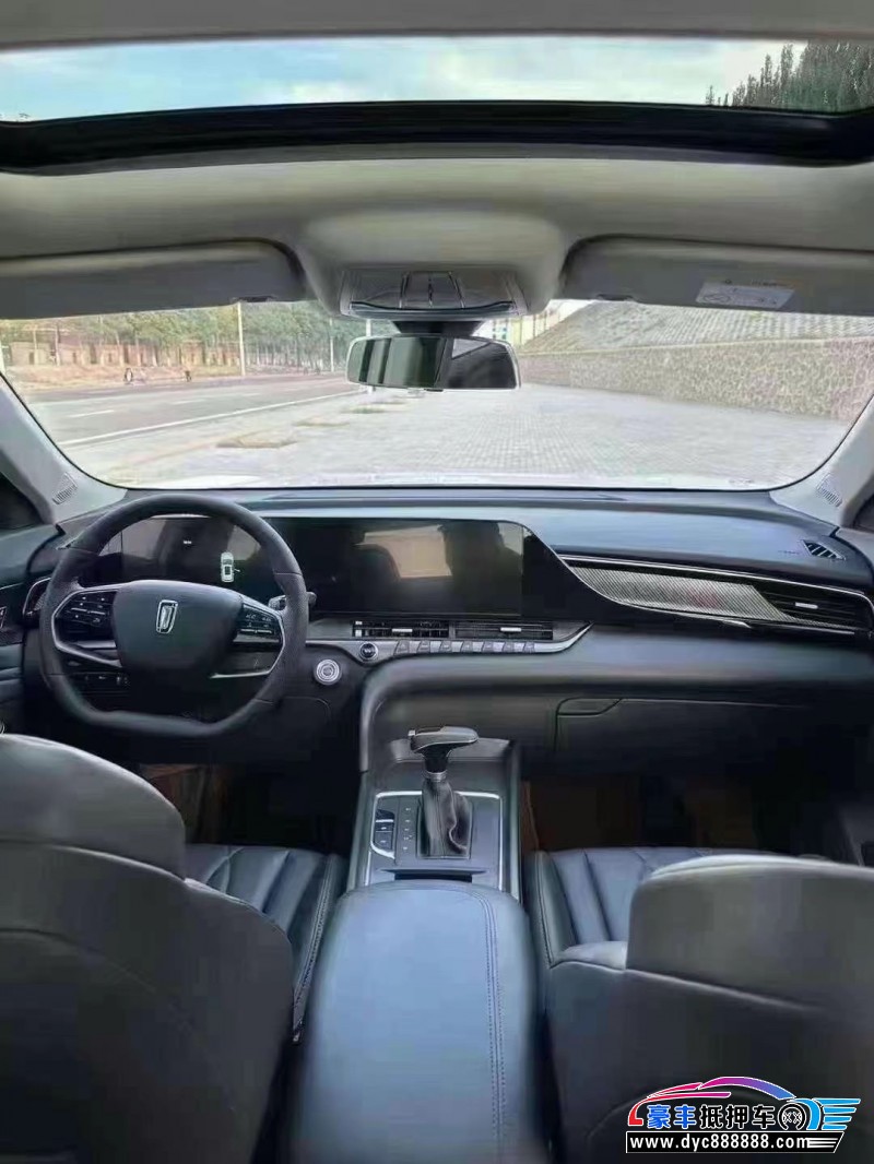 24年奔腾T55轿车抵押车出售