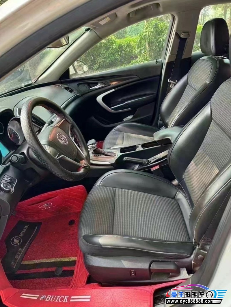 16年别克君威轿车抵押车出售